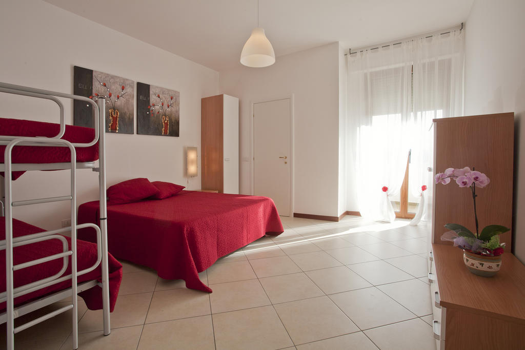 كاستيلانا غروتي B&B Residenza Bianco Alle Grotte Di Castellana الغرفة الصورة